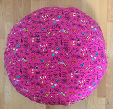 Laden Sie das Bild in den Galerie-Viewer, mUFO  Bettchen